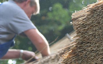 professional Lower Strensham thatchers